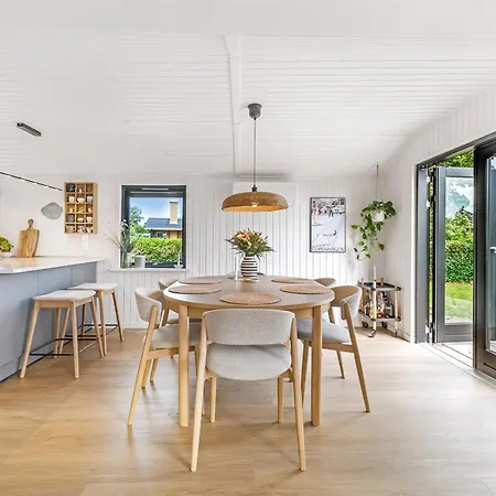 Varnava - 300m From The Sea By Interhome *